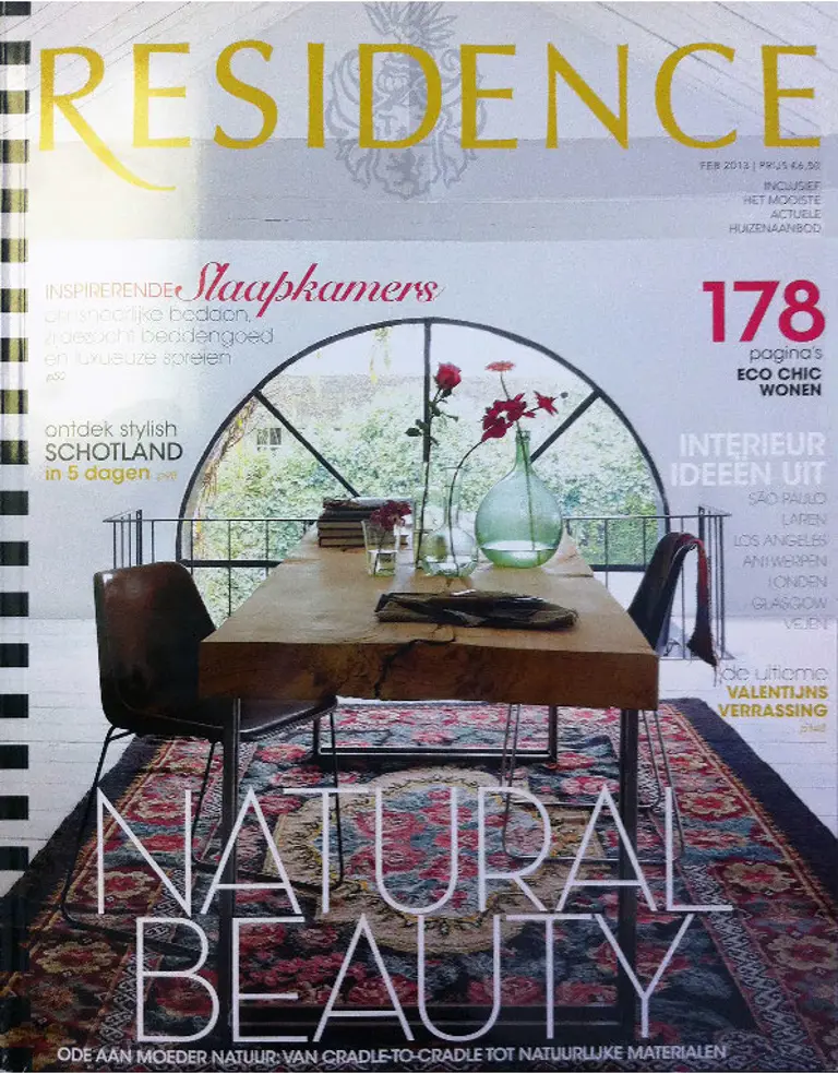Residence - February 2013, BEAUTIFUL CONTEMPORARY VILLA IN A UNIQUE LOCATION Residence - February 2013